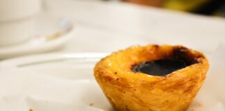 Czy śmietanę można zastąpić Skyrem?