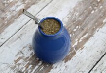 Czy yerba mate można słodzić?