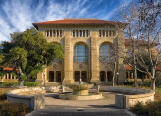 Czy pało santo pachnie?