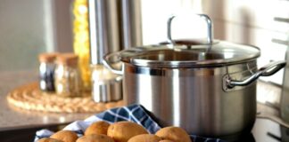 Co zrobić z gotowanych ziemniaków bez jajek?