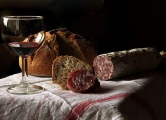 Ile może leżeć kiełbasa pakowana próżniowo?