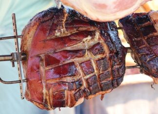 W czym zamarynować szynkę?