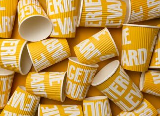 Dlaczego plastik śmierdzi?